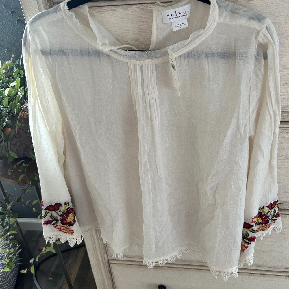 Women’s Size Medium Anthropologie Blouse NWT